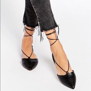 ALDO Colyn Black Leather Ghillie Tie Up Flat Shoes